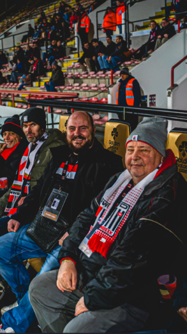 Les grands gagnants du concours "Golden Seats" contre Gent B.